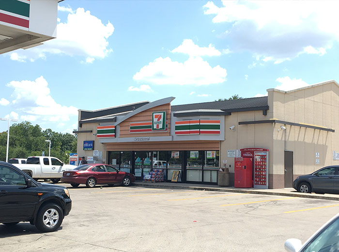 5601 LEMMON AVE 7Eleven
